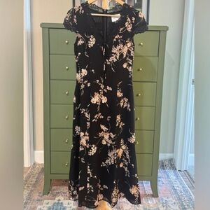 Reformation Tiffie Dress In Navy, brand new without tags, never worn, no flaws.